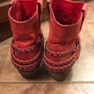 Gianni Bini Shoes - Gianni Bini bootie size 8.5 Gianni Bini Shoes - Gianni Bini bootie size 8.5
